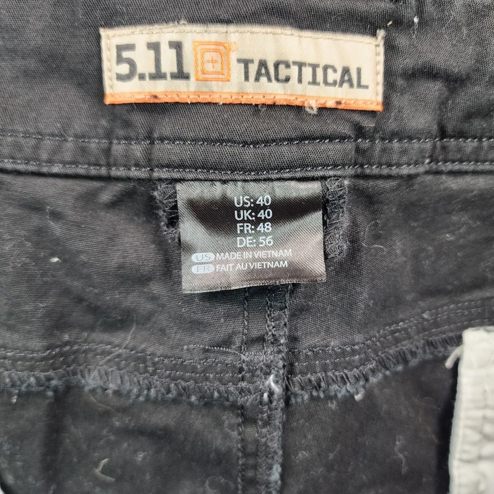 5.11 Tactical Aramis 10 Shorts Mens 40 Black Flat Front Cotton Chino Work 73350‎
